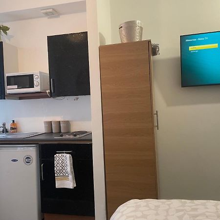 Bv Comfy Budget Studio At Quebec Street Bradford Μπράντφορντ Εξωτερικό φωτογραφία